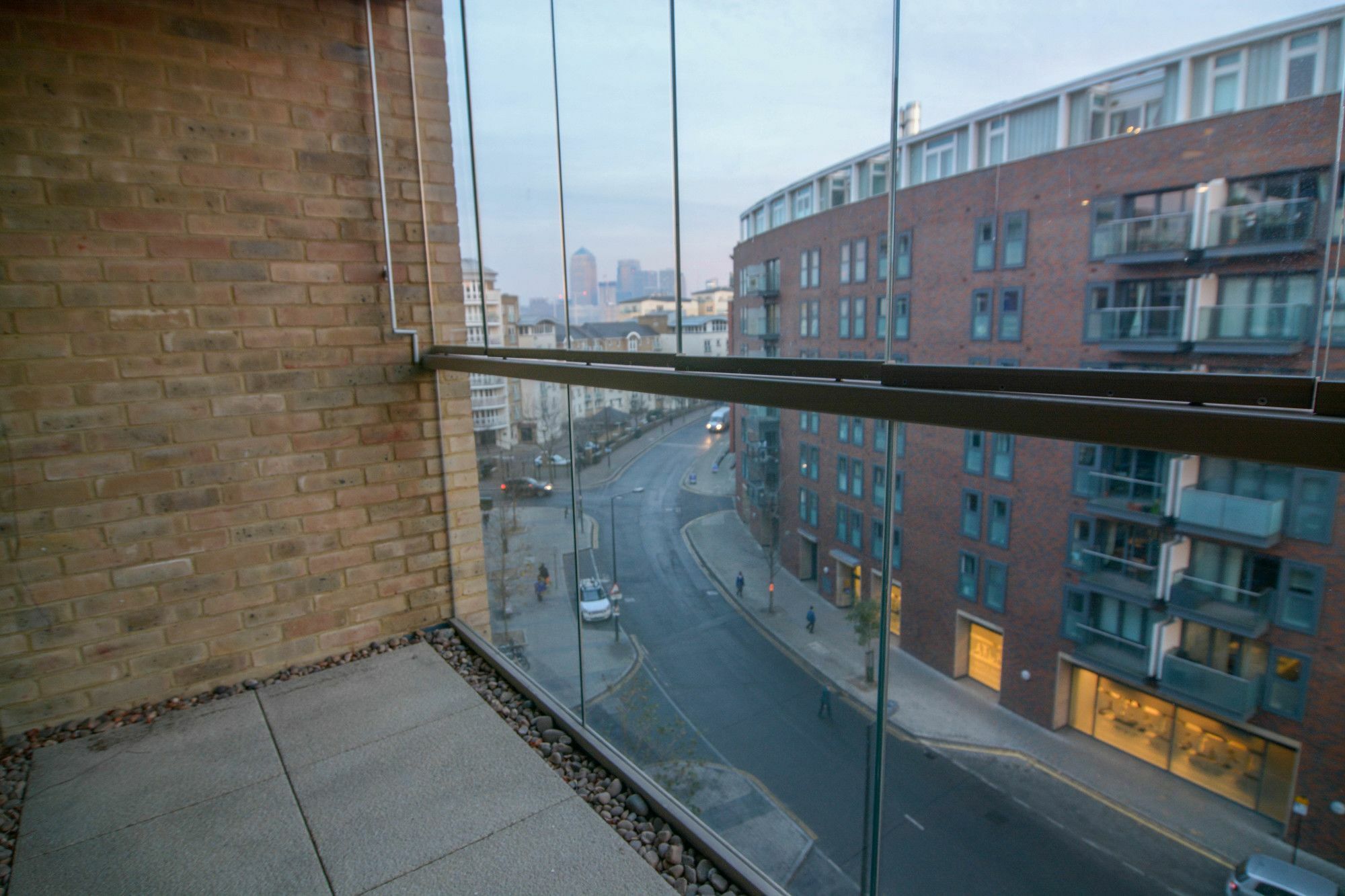 Apartment Wharf - Water Gardens Londen Buitenkant foto